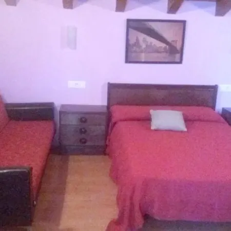 Hébergement de vacances Spacious House With Mountain View In *