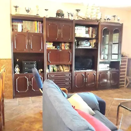 Spacious House With Mountain View In Holiday home *